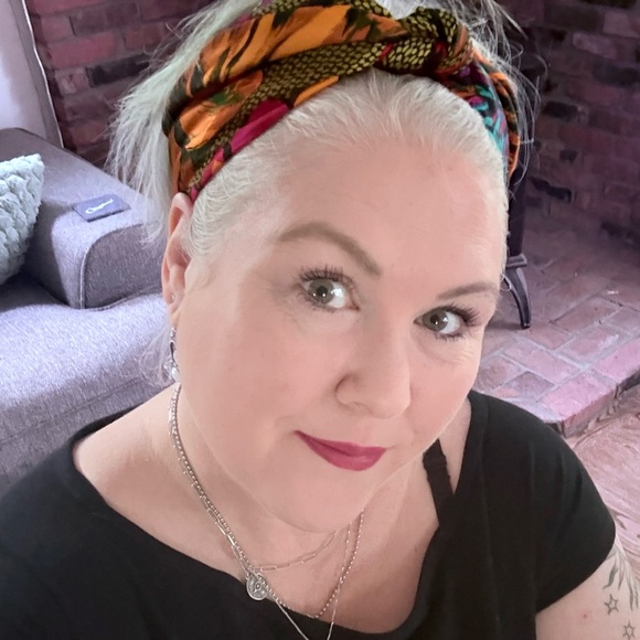 Bookmark my closet * - Picture 3 of 4